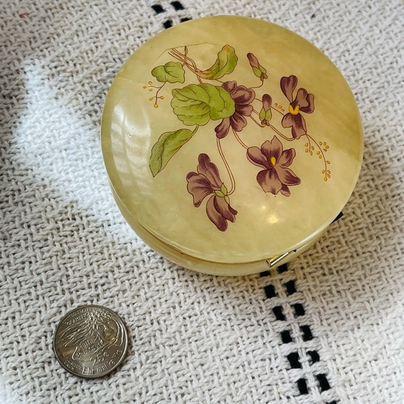 LEFTON|Genuine ALABASTER Made in ITALY Trinket/Jewelry Jar. Mid 20th Century. - Picture 4 of 6